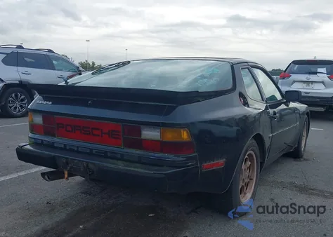1985 Porsche 944 из США, поврежденный, VIN WP0AA0945FN451668
